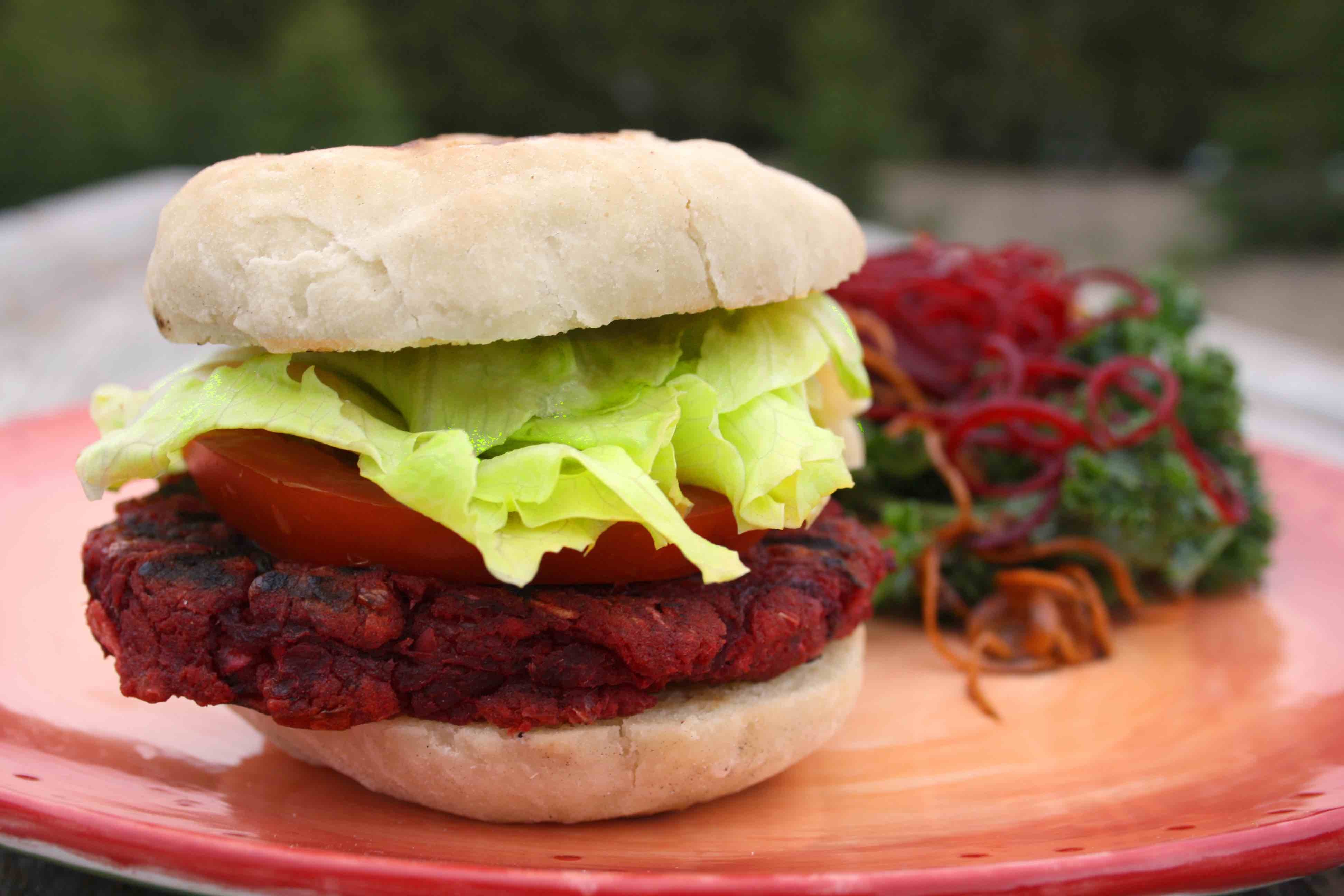 Boulettes BBQ sans gluten : recette de burger vegan pour le grill
