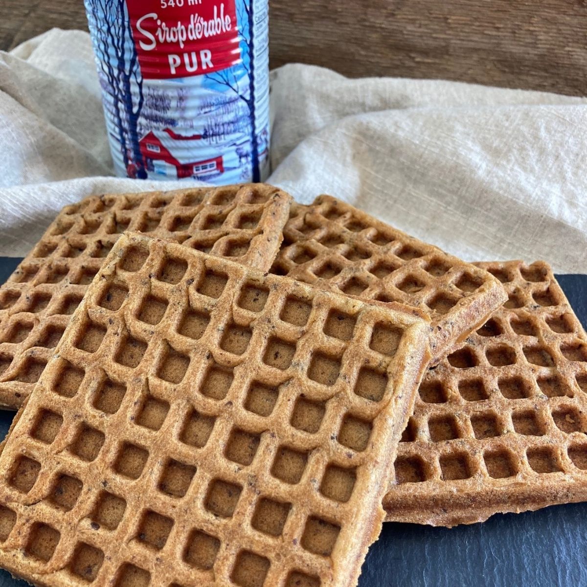 Déjeuners sans gluten et sans allergènes : gaufres, muesli, granola et autres délices